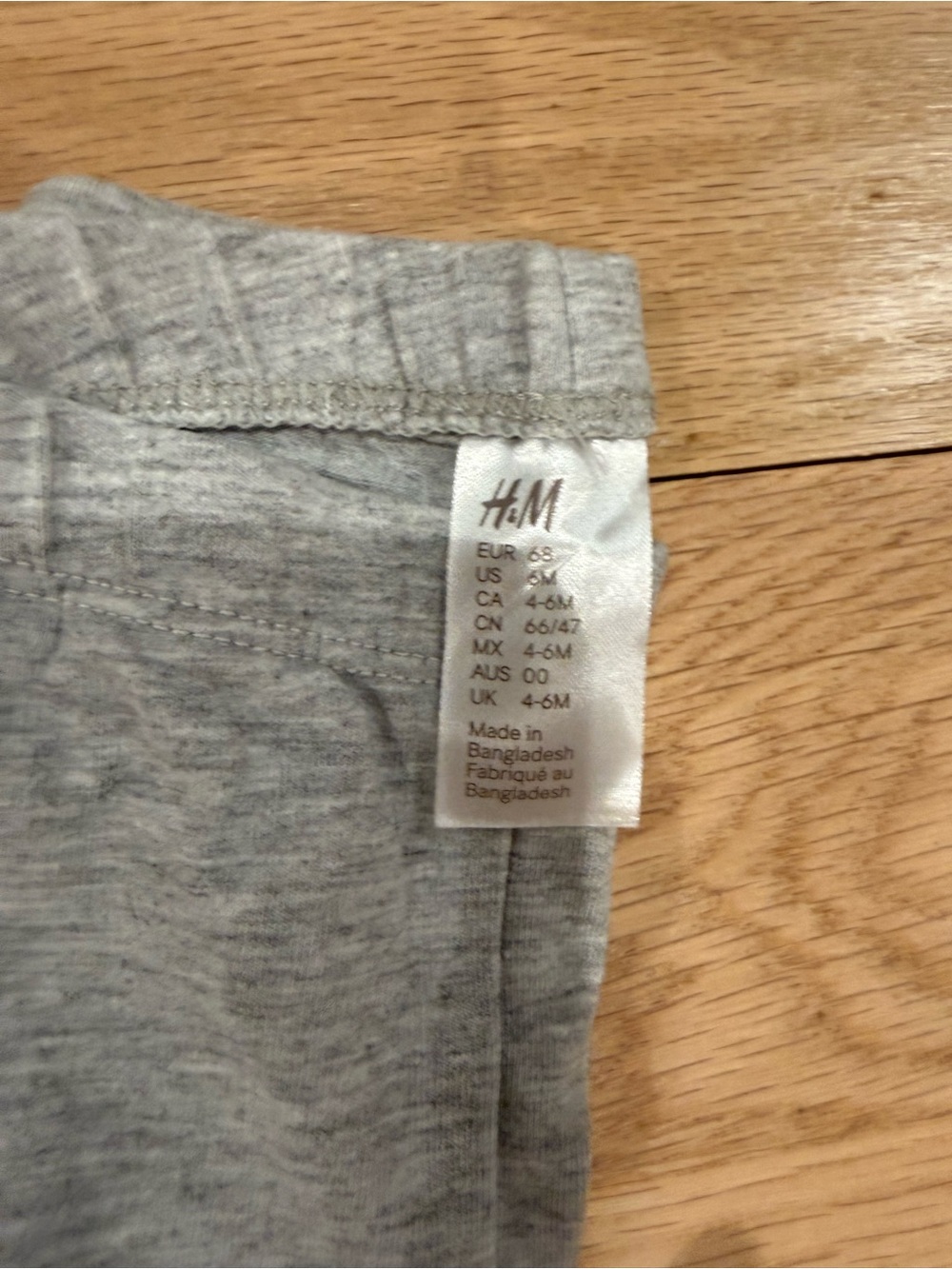 Set of 5 gender neutral Baby One-Piece Bodysuits & leggings - 3-6mo - Picture 6 of 6